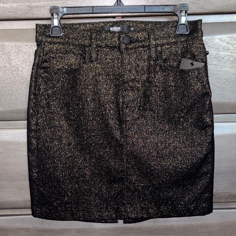 Hudson Jeans Glittering Black and Gold Mini Skirt Size 26 (2)